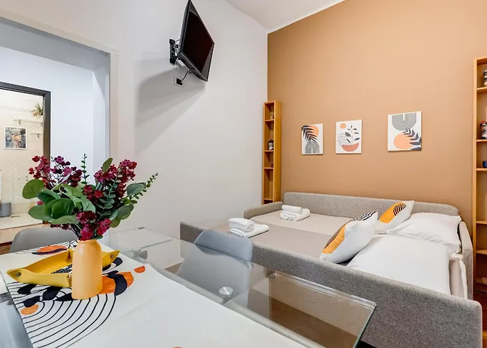 Fine Line House In Trastevere, With Puccio * Рим