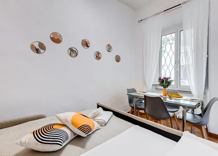 Fine Line House In Trastevere, With Puccio Appartamento Roma