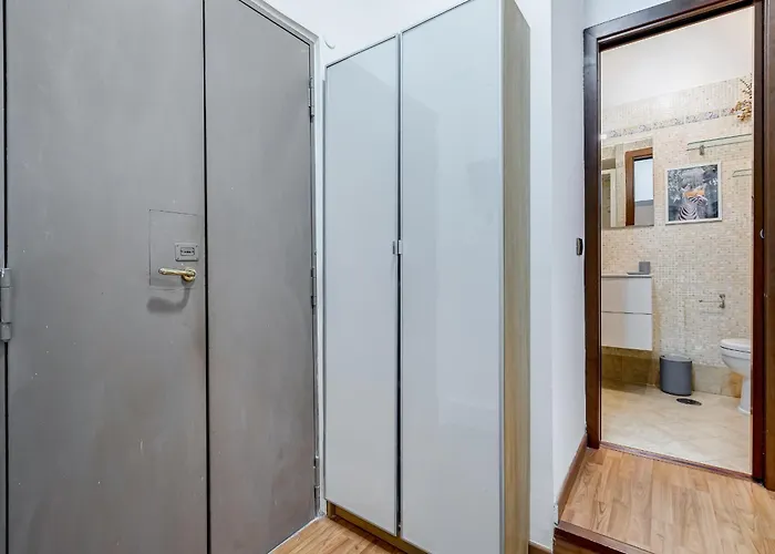 Fine Line House In Trastevere, With Puccio Appartamento