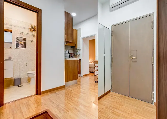 Fine Line House In Trastevere, With Puccio Appartamento