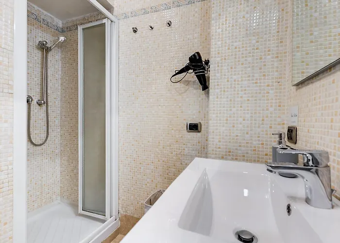 Fine Line House In Trastevere, With Puccio Appartamento