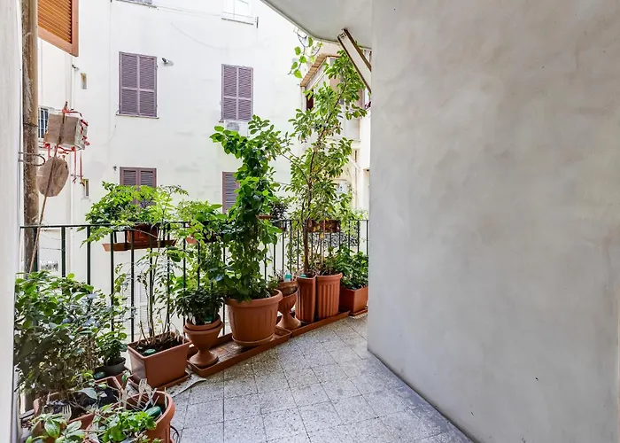 Appartamento Fine Line House In Trastevere, With Puccio